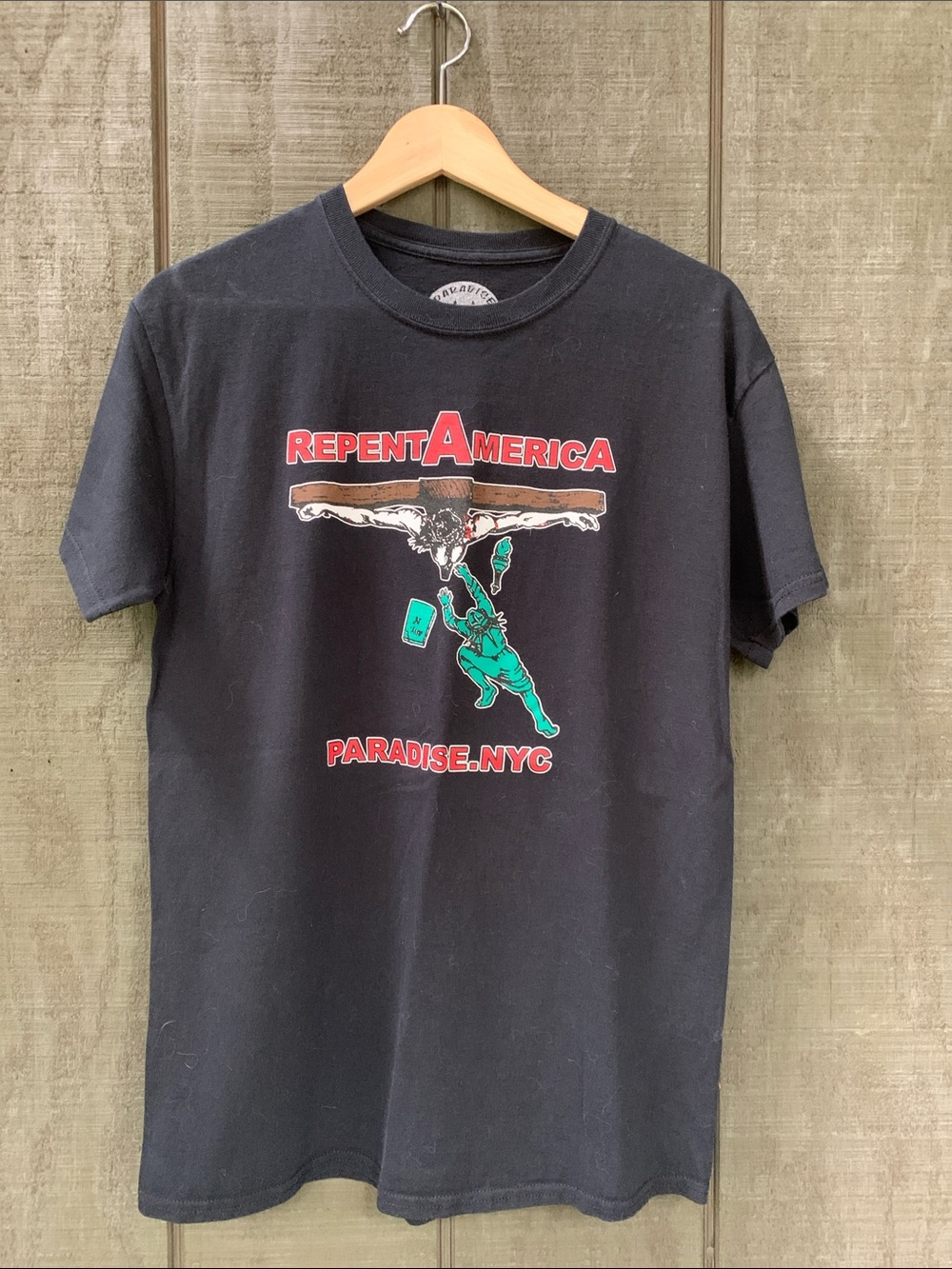 Paradise NYC tee